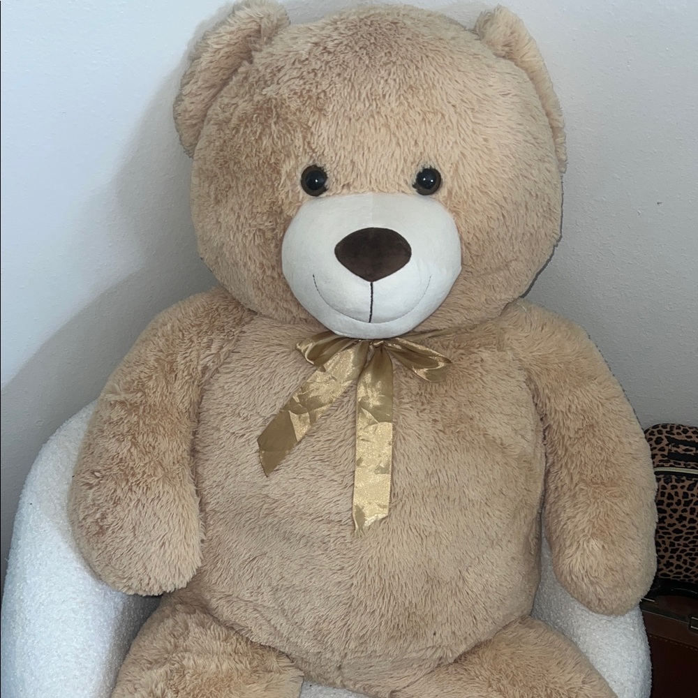 Adorable huge Tan Teddy Bear Plush Toy